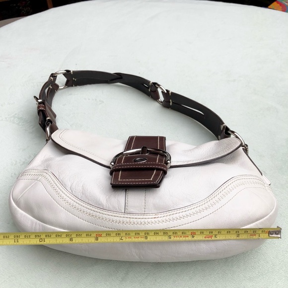 Coach Soho 10578 Vintage White Brown Leather shoulder Handbag - Picture 7 of 9